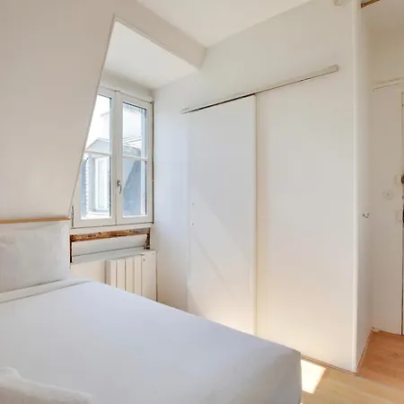 Apartment Marais - Rosiers Charming 2 Peoples *